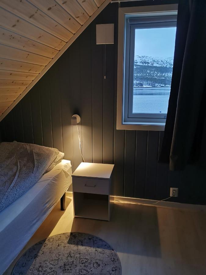 Stonglandseidet Senja Arctic Lodge מראה חיצוני תמונה